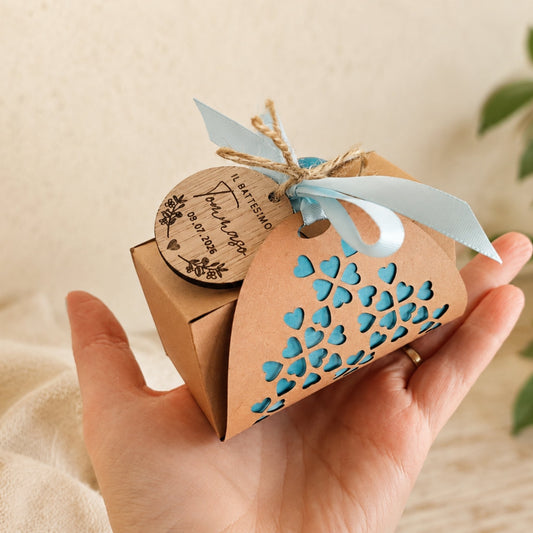 Scatolina Porta Confetti Kraft Personalizzata con Tag in Legno Inciso
