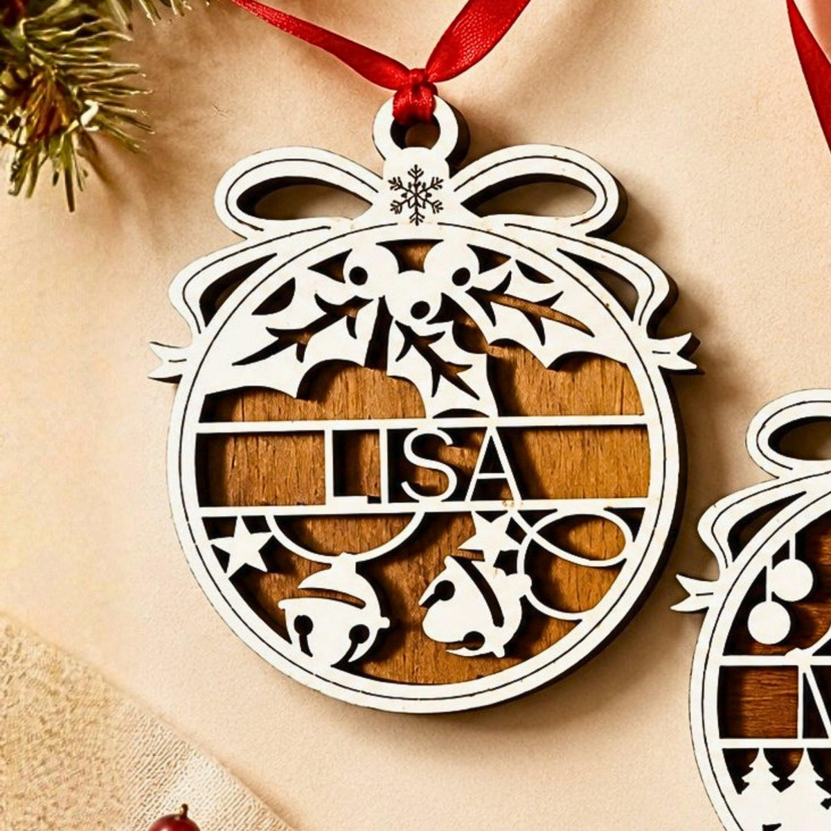 Pallina di Natale personalizzata in legno | Fiaba d’Inverno