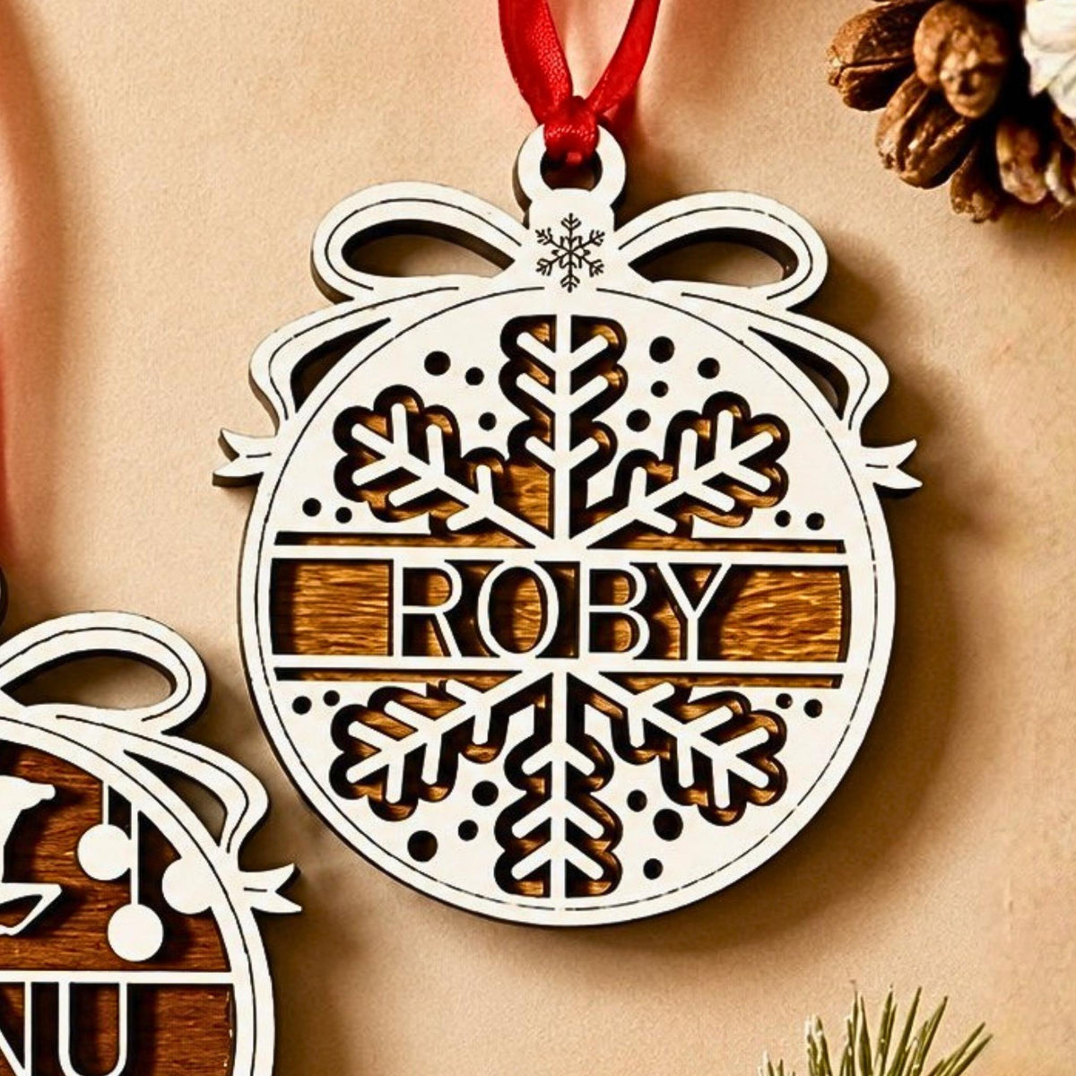 Pallina di Natale personalizzata in legno | Fiaba d’Inverno